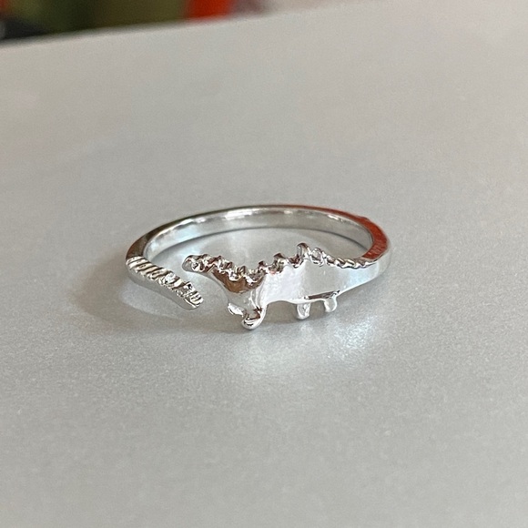 Silver Stegosaurus Dinosaur Chunky Open Ring for Women girls - Picture 5 of 6